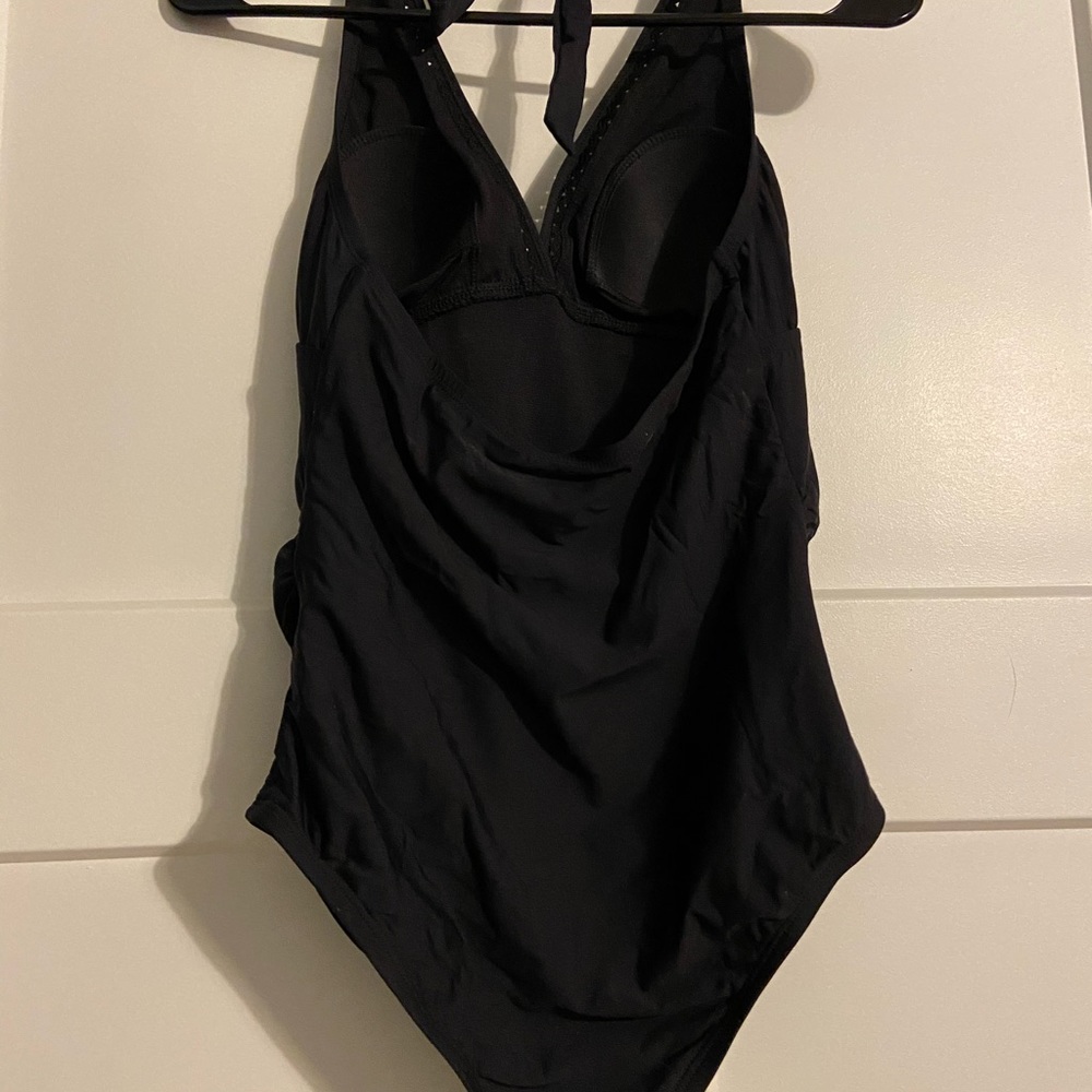 Maternity one piece halter swimsuit - Picture 3 of 3